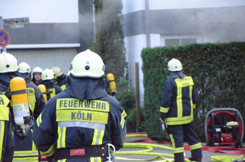 Feuer Koeln Dellbrueck Hochwinkel P45.jpg